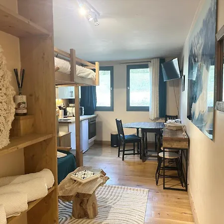 Nouveau Refuge De L Aiguille *