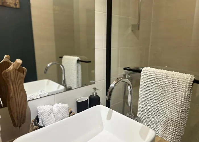 Nouveau Refuge De L Aiguille * Chamonix