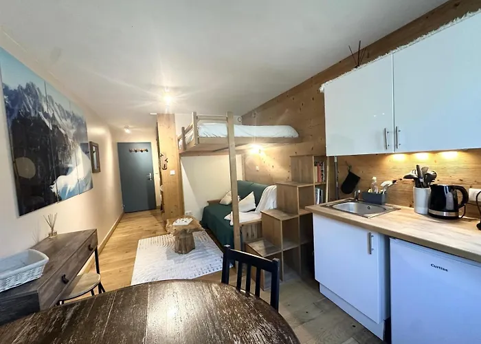 Nouveau Refuge De L Aiguille * Chamonix