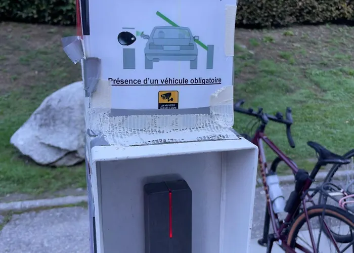 Nouveau Refuge De L Aiguille Chamonix